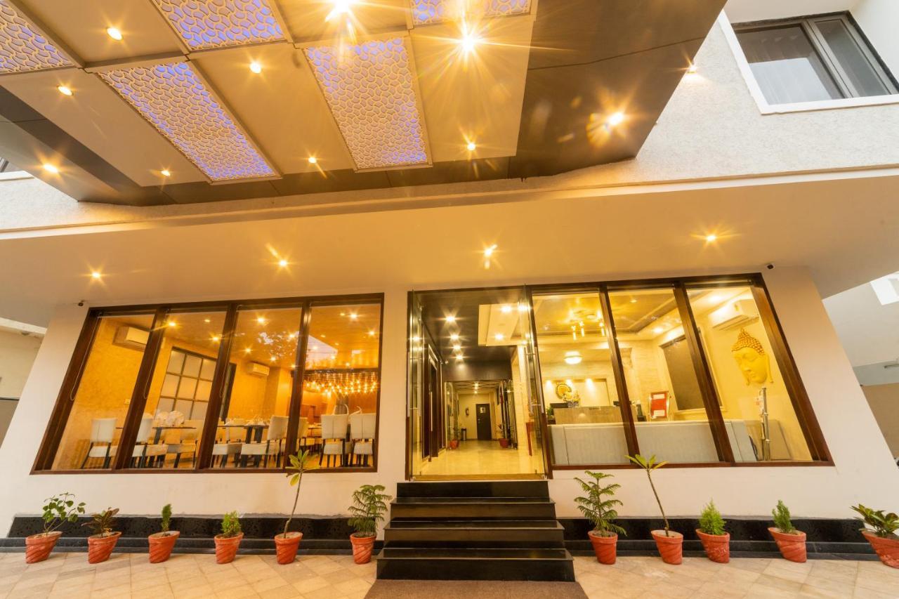 Hotel Siddhartha Inn Udaipur Exterior foto
